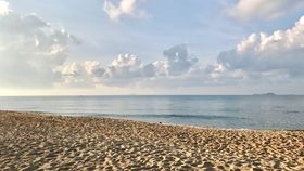 VIDEO Un tânăr a fost găsit fără suflare pe o plajă din Mamaia. Motivul este încă necunoscut